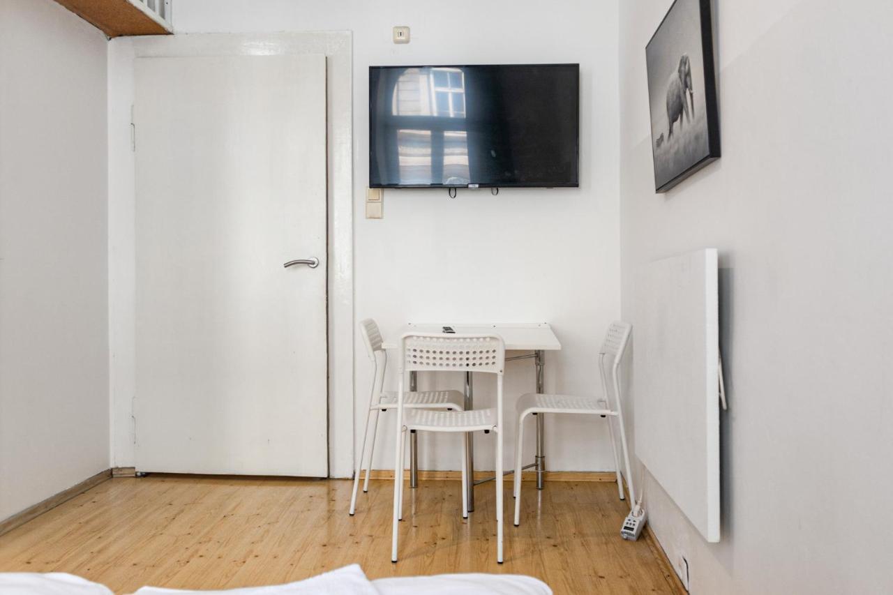 Apartment Attractive Near Wiener Stadthalle Wien